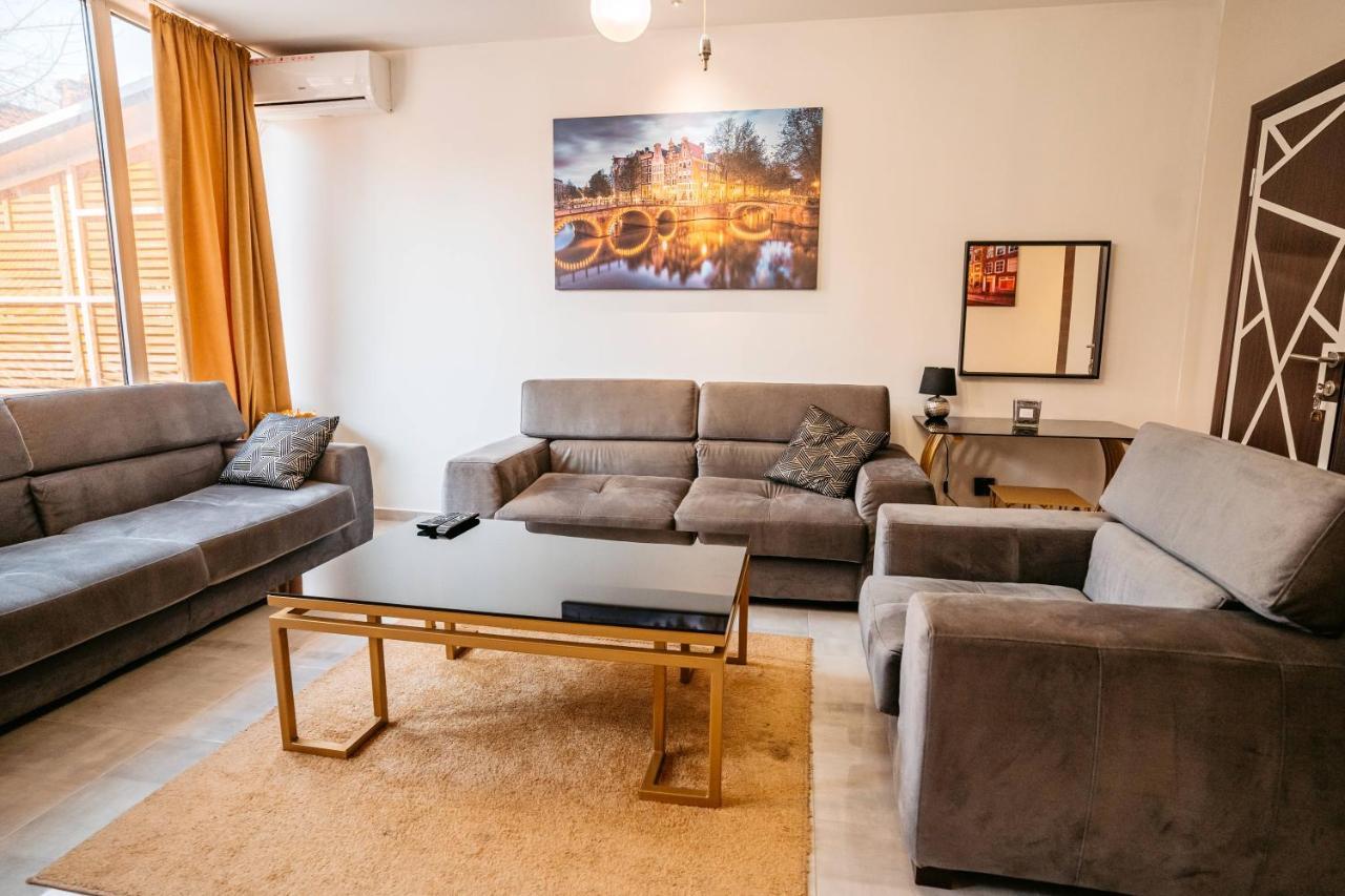 Ni Magico Rooms & Apartments מראה חיצוני תמונה
